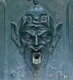 Mascaron.