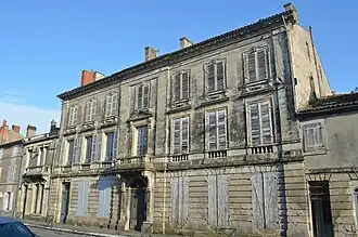 Hôtel Pervinquière.