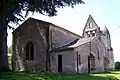 Vue nord-est, chevet et chapelle absidiale (juil.&nbsp;2011)