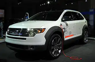 Concept du Ford Edge hybride rechargeable avec pile à combustible hydrogène et électrique