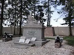 Le monument aux morts