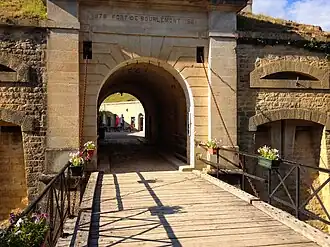 Mont-lès-Neufchâteau