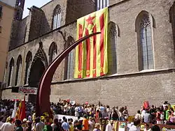Le Fossar de les Moreres, à côté de l'église Sainte-Marie-de-la-Mer de Barcelone