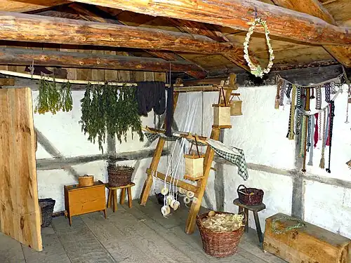 Intérieur de la chaumière.
