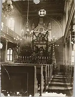 Intérieur de la synagogue vers 1904