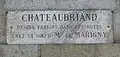 Plaque à la mémoire de Chateaubriand, hôte de l'Hôtel de Marigny.