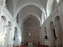 La nef vers le chœur