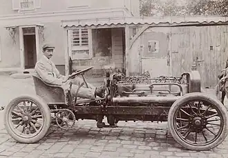 Frédéric Dufaux, sur Dufaux (fabriquée avec son frère Charles - 1904).