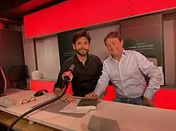 Jordi Batallé reçoit l'écrivain Carles Diaz sur Radio France Internationale (RFI) en mars 2022
