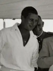 Description de l'image Franco y sus nietos en el Azor (4 de 4) - Fondo Marín-Kutxa Fototeka (cropped) 2.jpg.