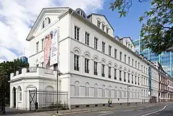 Musée juif de Francfort. inauguré en 1988.