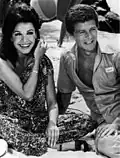 Frankie Avalon et Annette Funicello en 1977, vedettes de Fireball 500