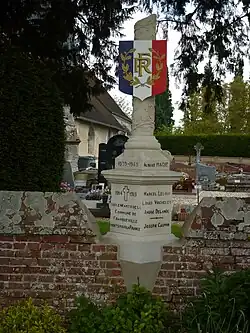 Le monument aux morts.