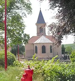 L'église Saint-Pierre-ès-Liens.