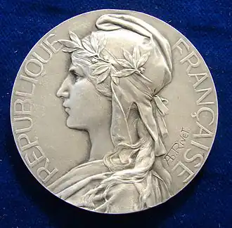 Marianne, médaille en bronze argenté, 50&nbsp;mm, poinçon corne.