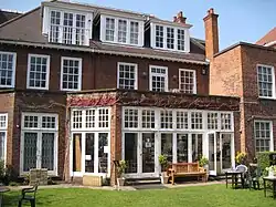 Véranda côté jardin