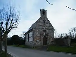 La chapelle du Saint-Esprit, à campenard, du hameau de Frireulles.