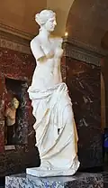 Aphrodite dite "Vénus de Milo". Fin du IIe siècle.H. 2,02 m. Louvre
