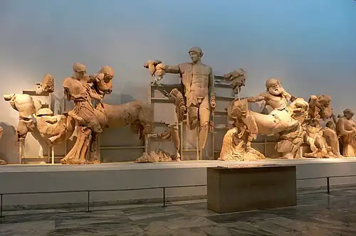 Partie centrale. Apollon