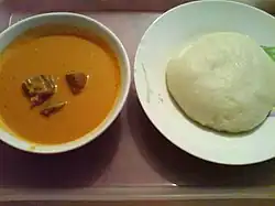 Soupe d'arachides et foufou d'Afrique occidentale.