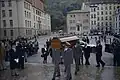 L'entrée du cercueil dans la cathédrale