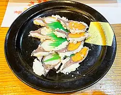 Funa-zushi (préfecture de Shiga).