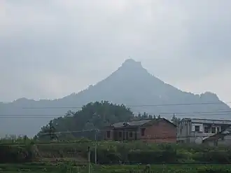 Vue aérienne du mont Fusi.