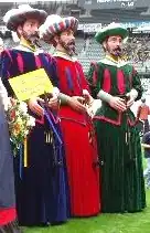 Flandrin, Langlois et Lansquenet (2004 - représentent les jaquemarts du beffroi de l'hôtel de ville)