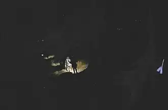 Descente finale vers Vignec à la lumière des lampes frontales pour une partie des coureurs des parcours de 80&nbsp;km et 160&nbsp;km.