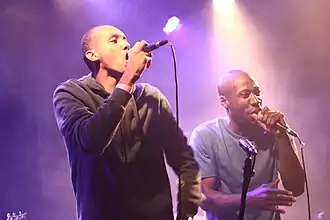 Description de cette image, également commentée ci-après