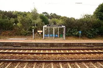 L'un des deux abris TER pour les voyageurs