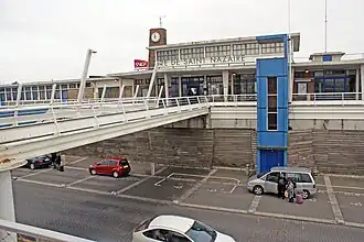 Accès des voitures.