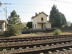 Bâtiment du garde barrière (2011).