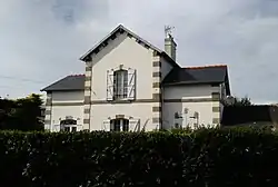 Maison particulière dans le bâtiment de l'ancienne gare de Portsall