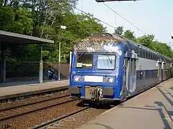 Une VB 2N en gare d'Osny, en mai 2010.