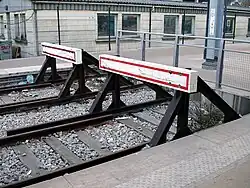 Butoirs de la ligne T4.