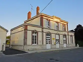 Image illustrative de l’article Gare de Chars