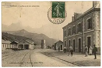 La gare et les ateliers.