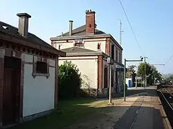 Quai pour Mantes-la-Jolie.