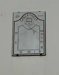 Cadran solaire, rue Division-Leclerc.