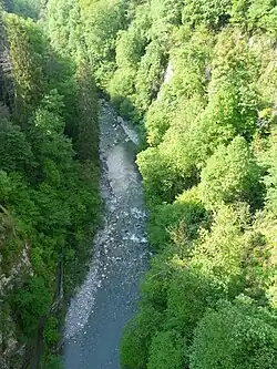 Le gave de Gavarnie en contrebas du pont Napoléon, à Luz-Saint-Sauveur.