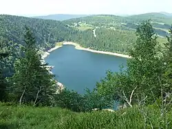 Vue sur le lac Blanc à proximité de la crête du gazon du Faing.