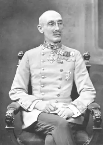 Generaloberst Karl von Kirchbach auf Lauterbach, en 1915, porte l'insigne de chevalier III. classe