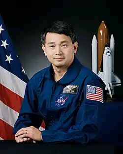 Eugene H. Trinh, astronaute.