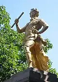 Statue du roi George&nbsp;II (1751) sur la place du Vieux marché (Lé Vièr Marchi).