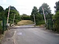 L'ancien passage à niveau du chemin de Jaumeron.