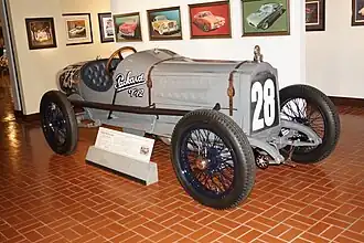 Twin Six Racer (1916).