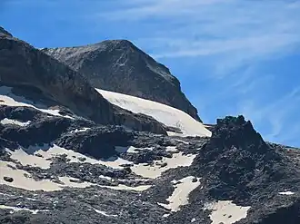 Le glacier du Grand Marchet sous la pointe Ouest du Mont Pelve depuis le télésiège de l'Ancolie au nord.