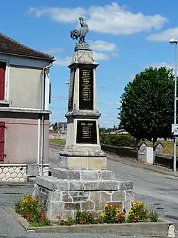 Le monument aux morts.