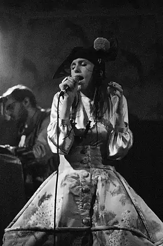 Description de cette image, également commentée ci-après